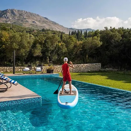 Quiet Land With Pool And Badminton Court Villa