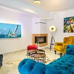 Quiet Land With Pool And Badminton Court * Mlini