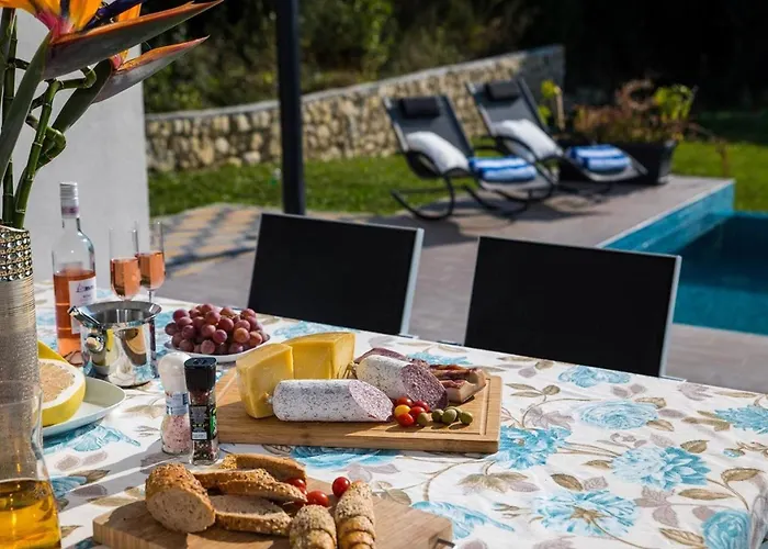 Luxury Quet Land With Pool - Dubrovnik Mlini
